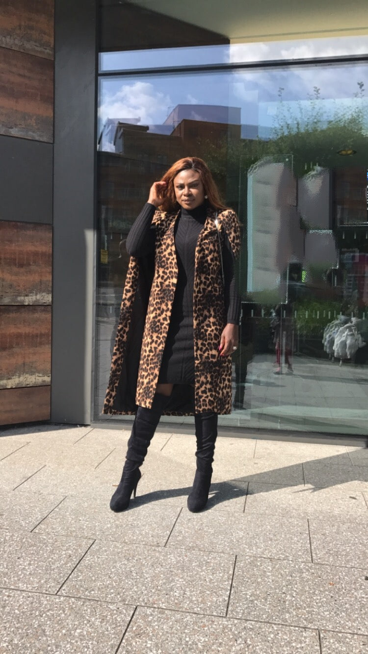 Cape Coat | How To Style A Cape Coat